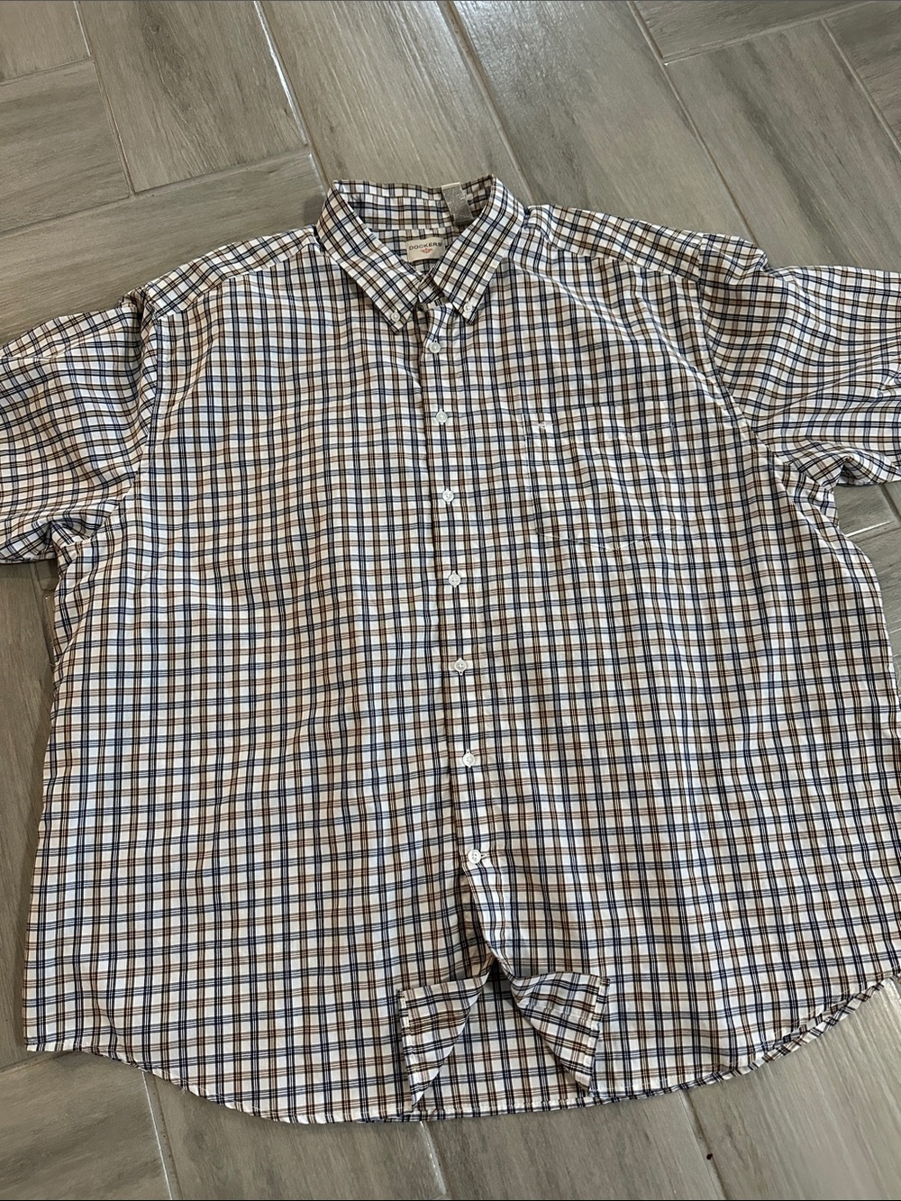 Dockers Men's Brown and Blue Plaid Button-Down Shirt